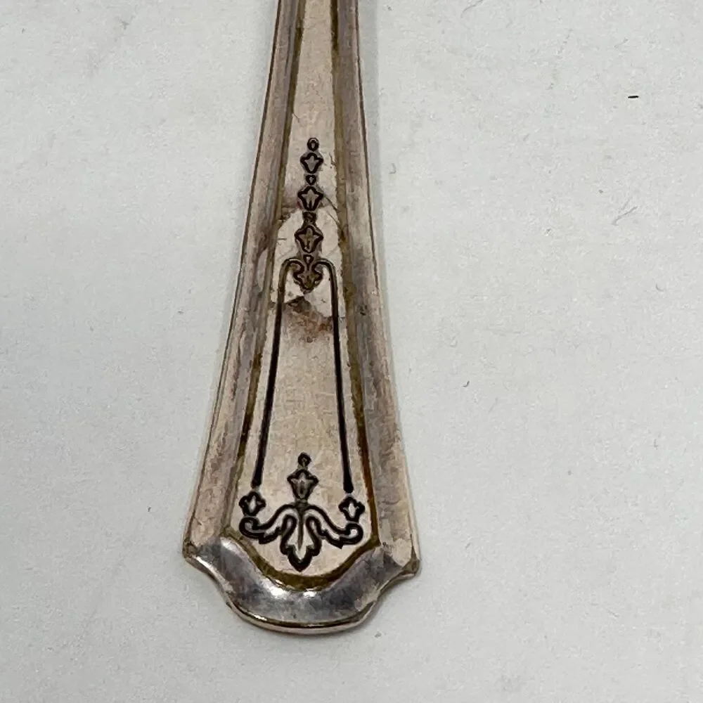 Mismatched Lot of 4 Antique and Vintage Silverplated Serving Utensils Set